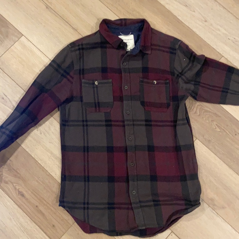 Flannel/Button Down